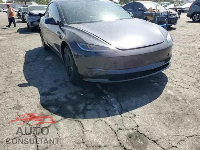 TESLA MODEL 3 2025 - 5YJ3E1EA3SF052829