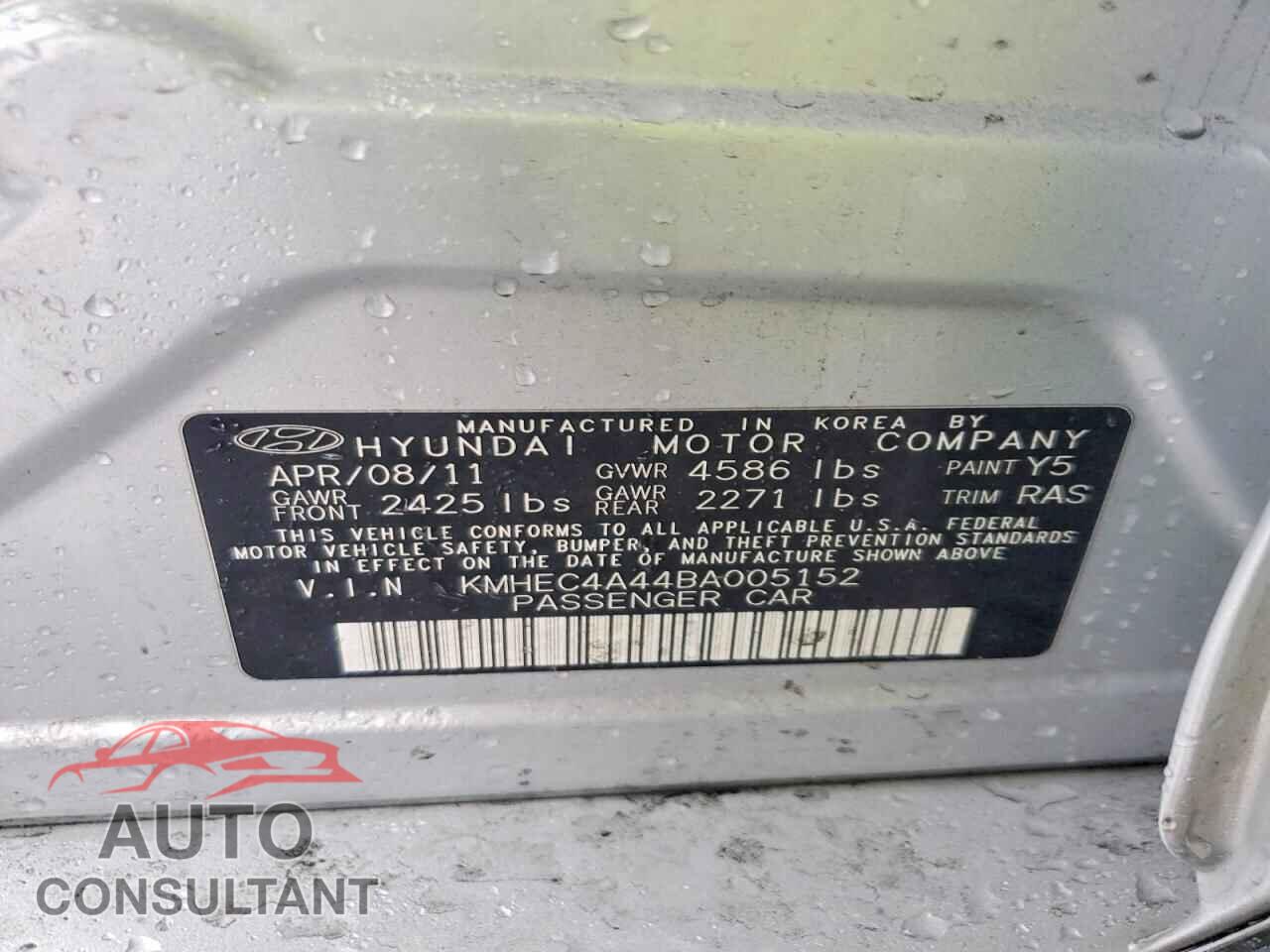 HYUNDAI SONATA 2011 - KMHEC4A44BA005152