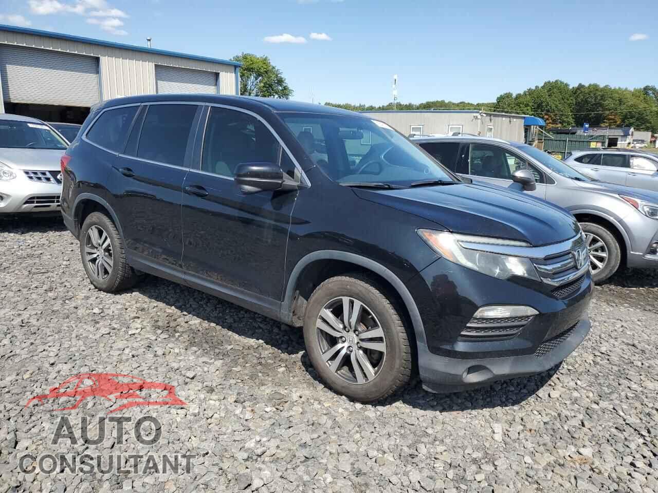 HONDA PILOT 2017 - 5FNYF6H39HB013569