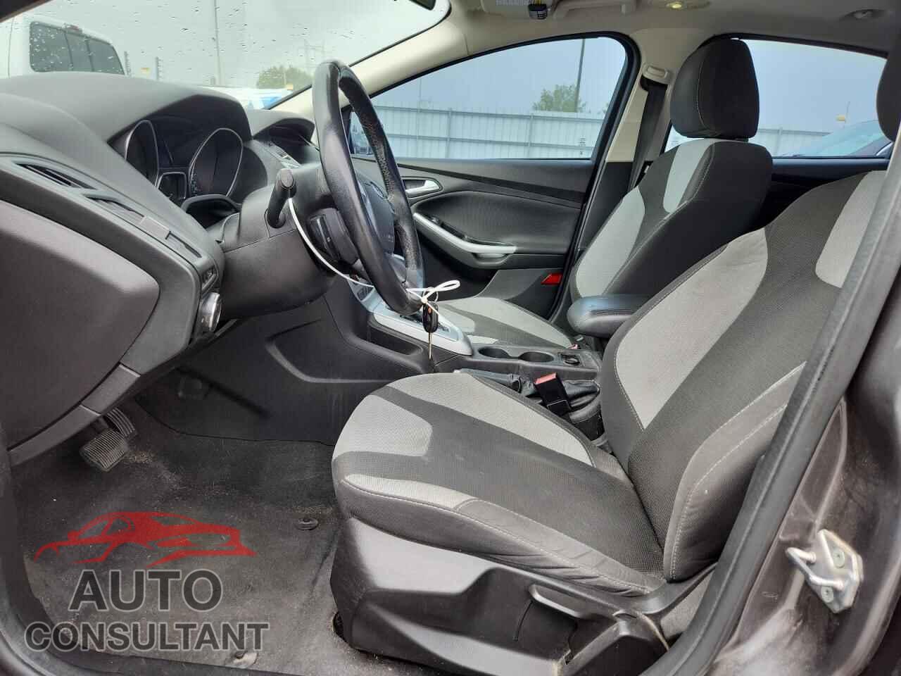 FORD FOCUS 2012 - 1FAHP3F2XCL475611