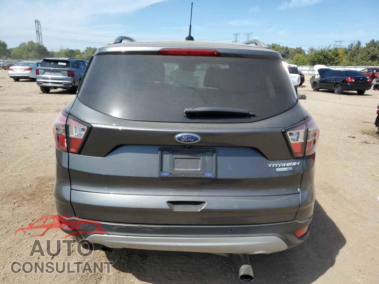 FORD ESCAPE 2017 - 1FMCU9JD0HUF03163