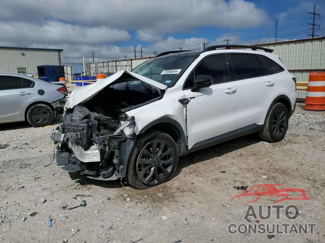 KIA SORENTO 2021 - 5XYRKDLF6MG015577
