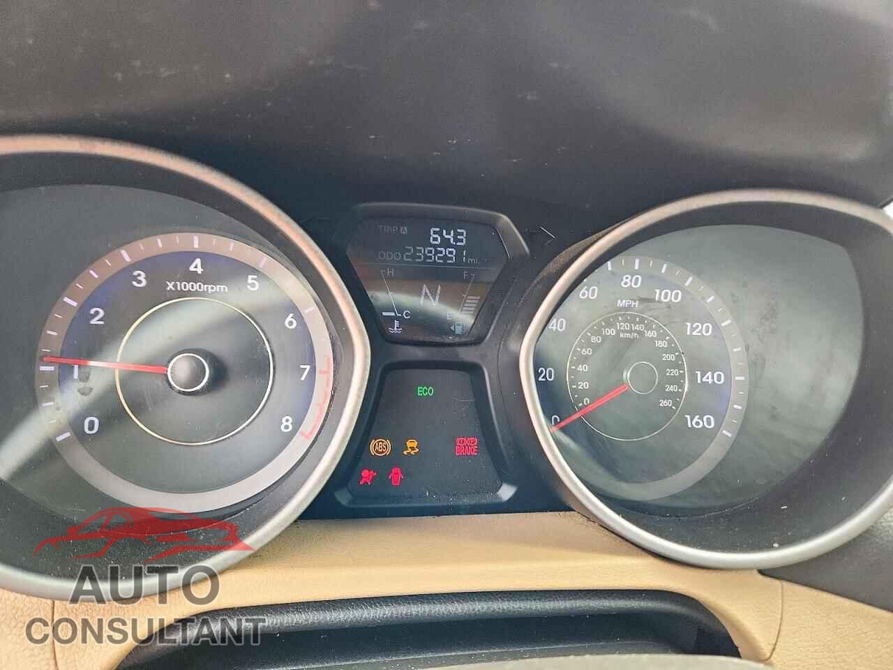 HYUNDAI ELANTRA 2013 - KMHDH4AE4DU531241