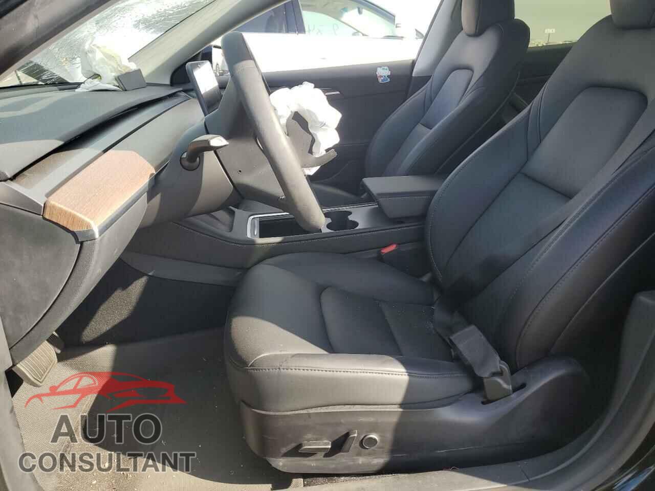 TESLA MODEL 3 2023 - 5YJ3E1EA5PF493949