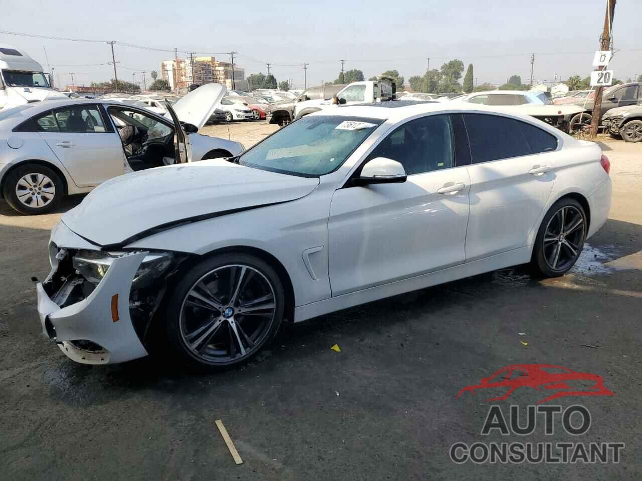 BMW 4 SERIES 2019 - WBA4J1C50KBM18767