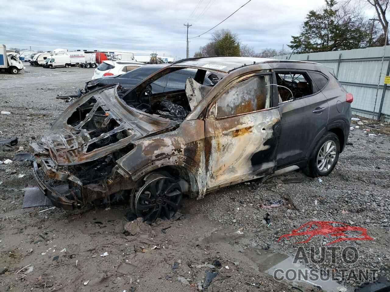 HYUNDAI TUCSON 2017 - KM8J3CA40HU479986