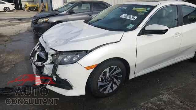 HONDA CIVIC 2017 - 19XFC2F79HE022793