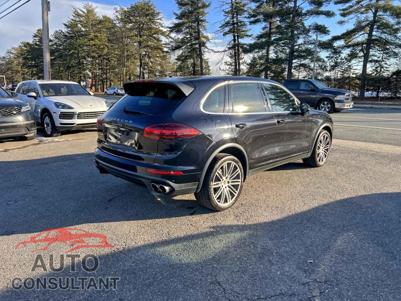 PORSCHE CAYENNE 2016 - WP1AB2A25GLA93079