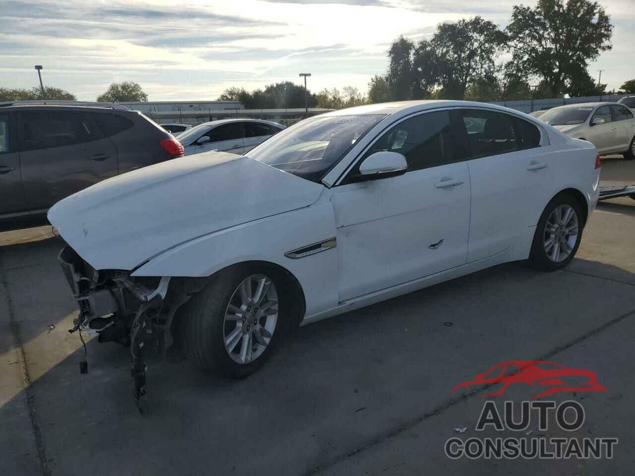 JAGUAR XE 2017 - SAJAD4BG9HA955347