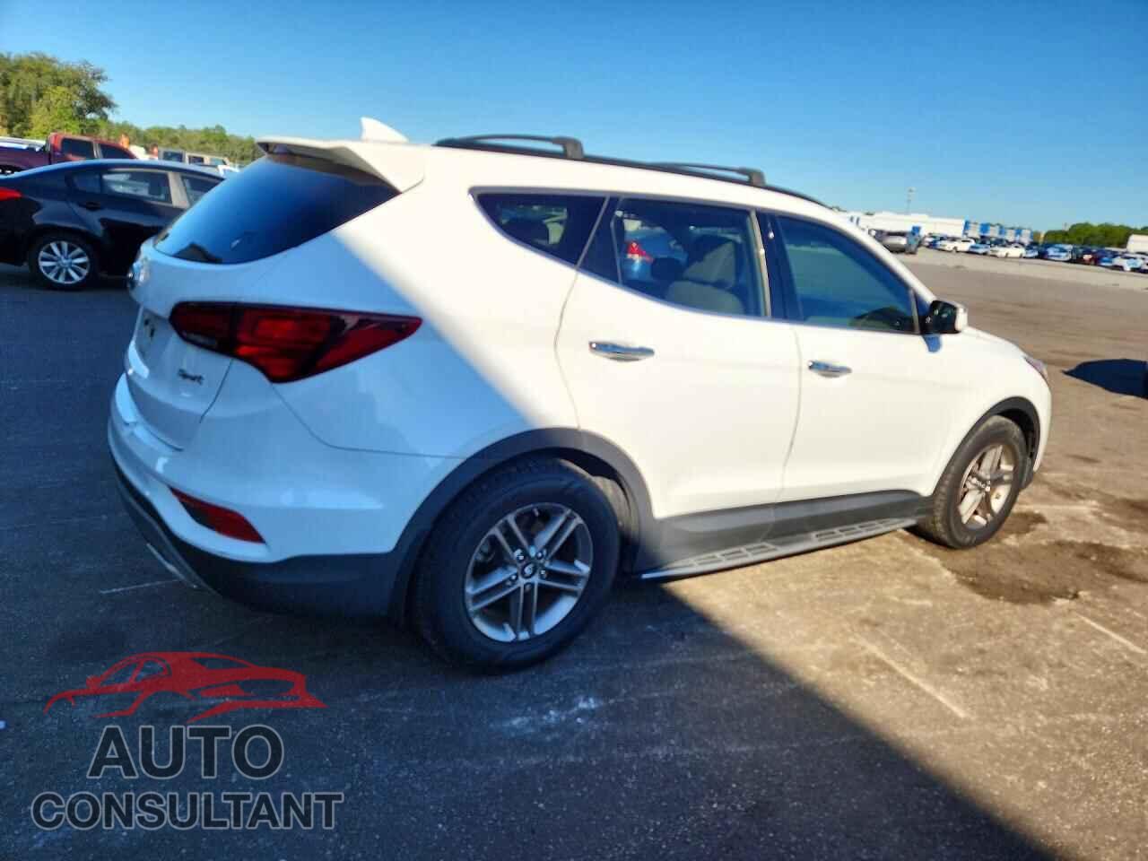 HYUNDAI SANTA FE 2018 - 5NMZU3LB2JH088111