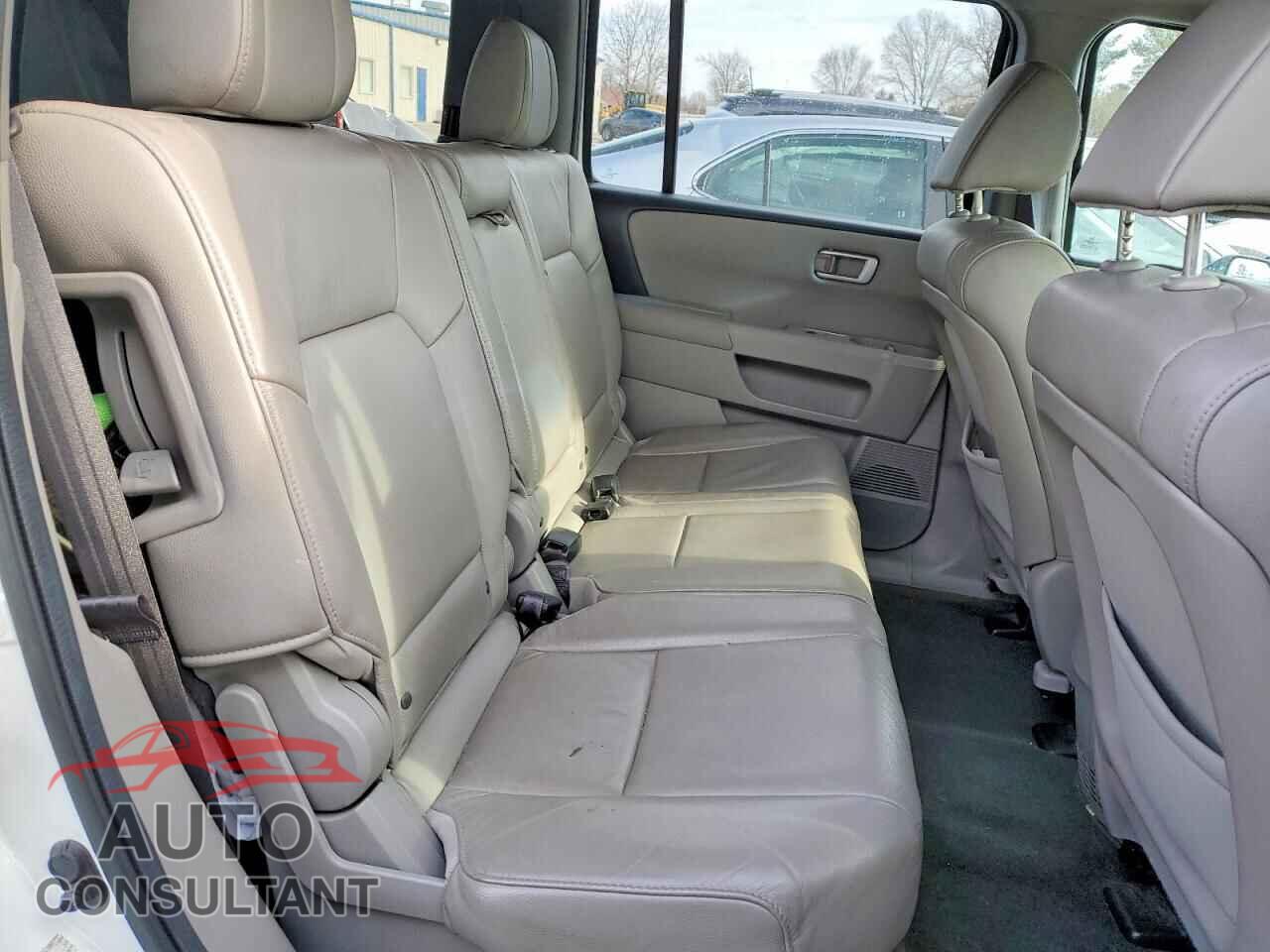 HONDA PILOT 2014 - 5FNYF4H58EB032048
