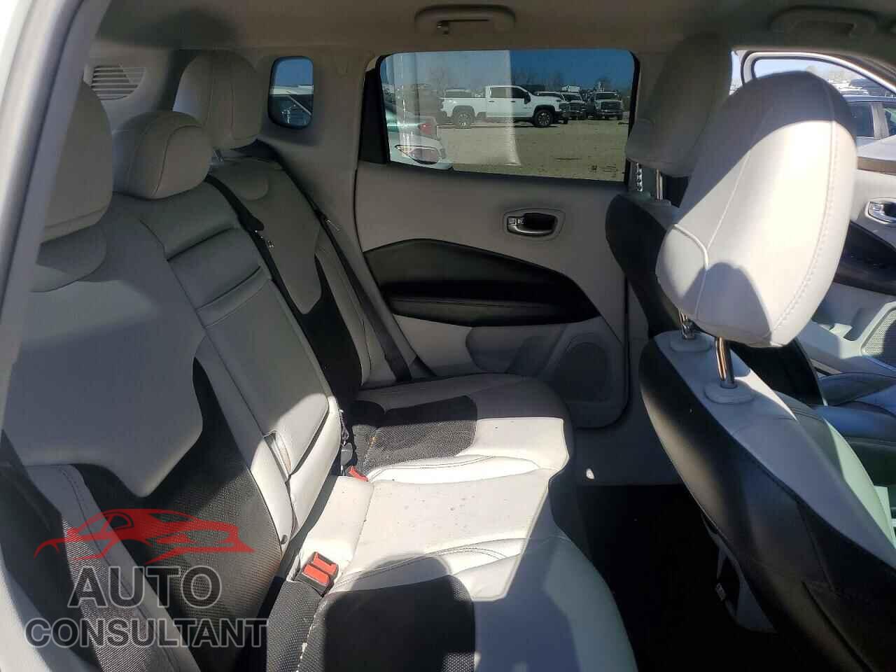 JEEP COMPASS 2017 - 3C4NJDCB1HT689262