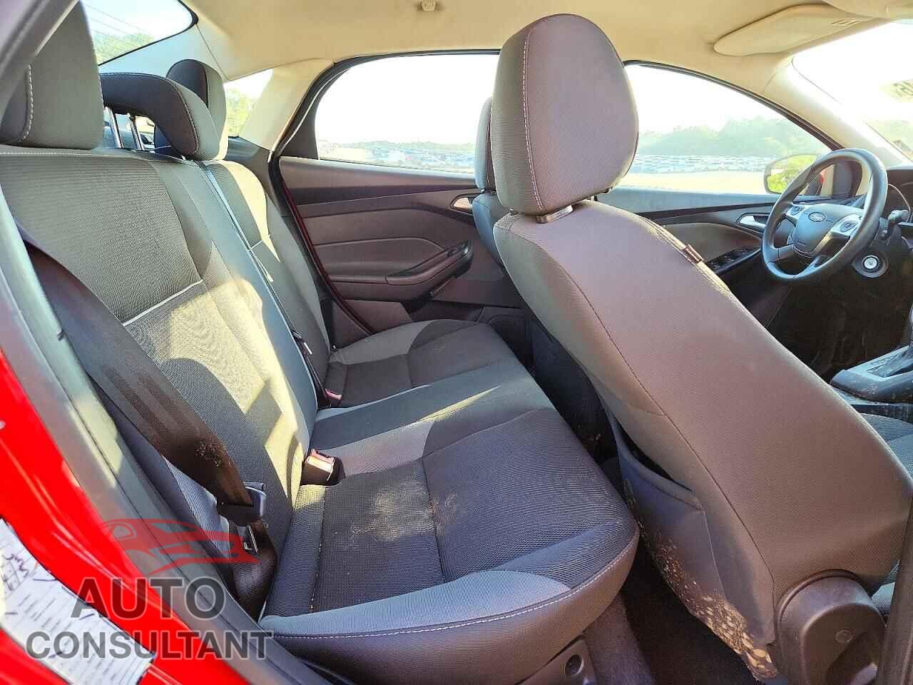 FORD FOCUS 2014 - 1FADP3F22EL145690