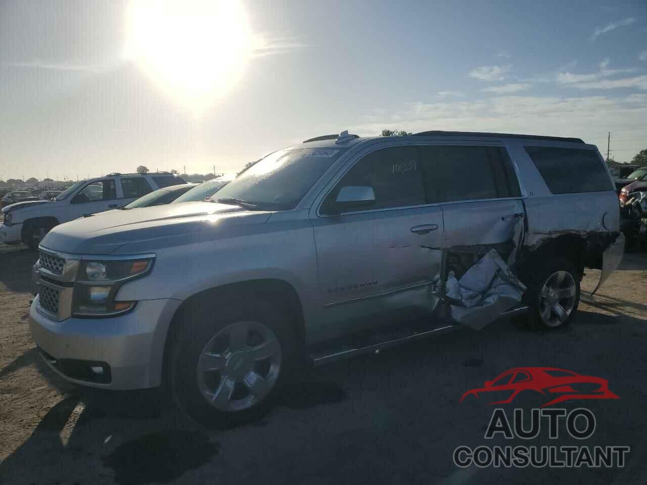 CHEVROLET SUBURBAN 2019 - 1GNSCHKC7KR292113