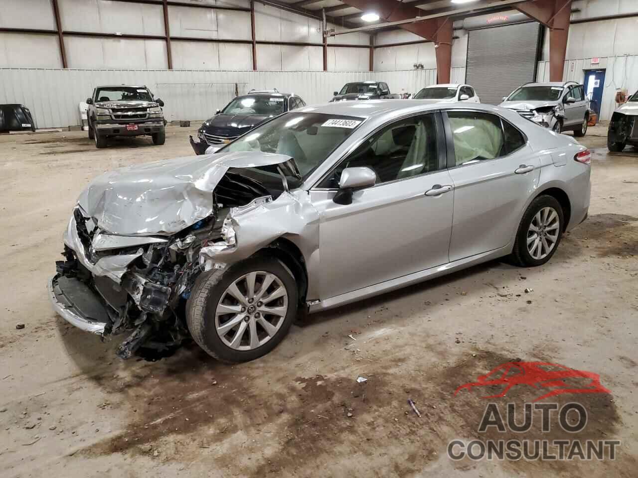 TOYOTA CAMRY 2018 - JTNB11HK7J3019528