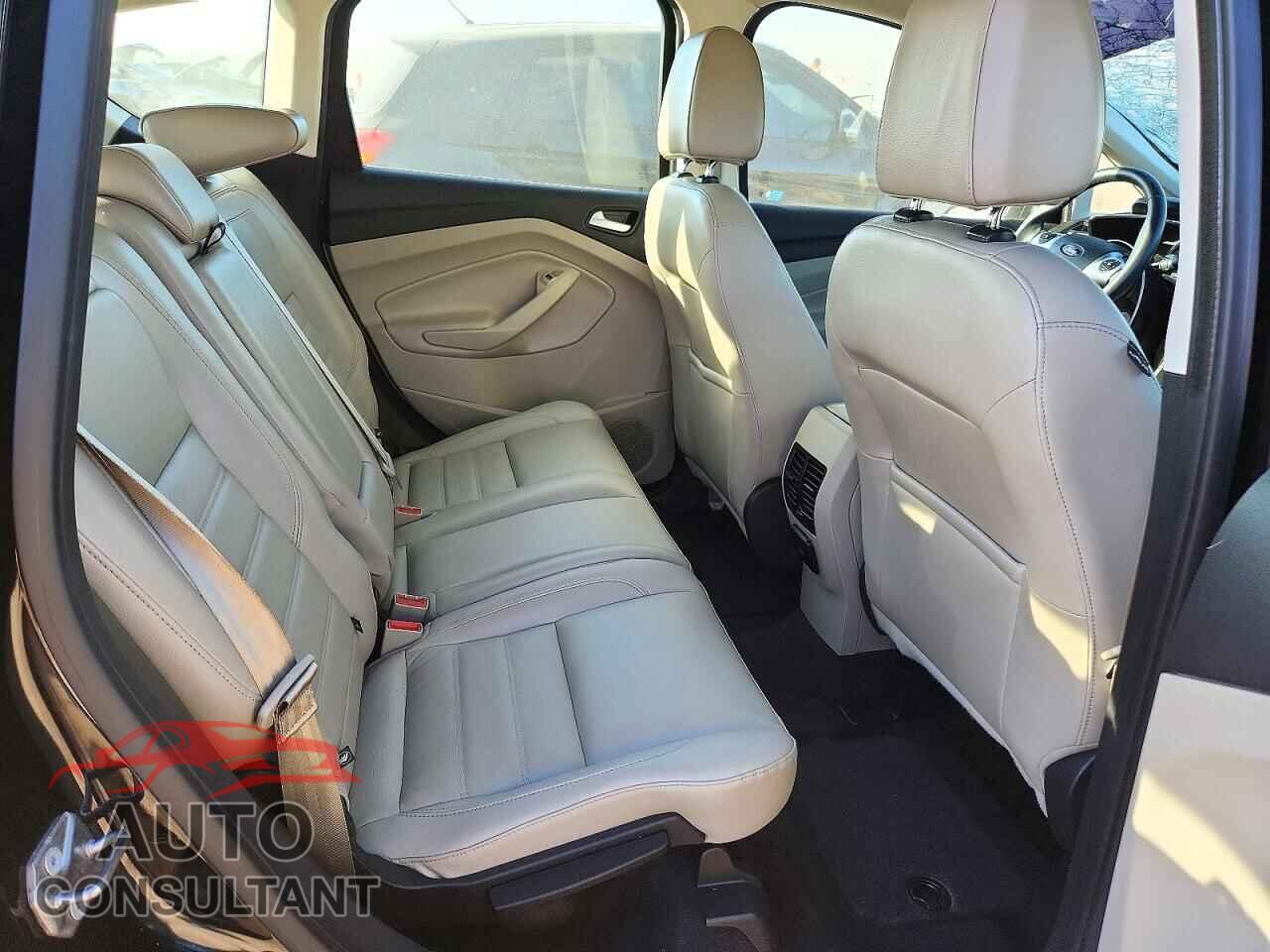 FORD CMAX 2017 - 1FADP5AU6HL106447
