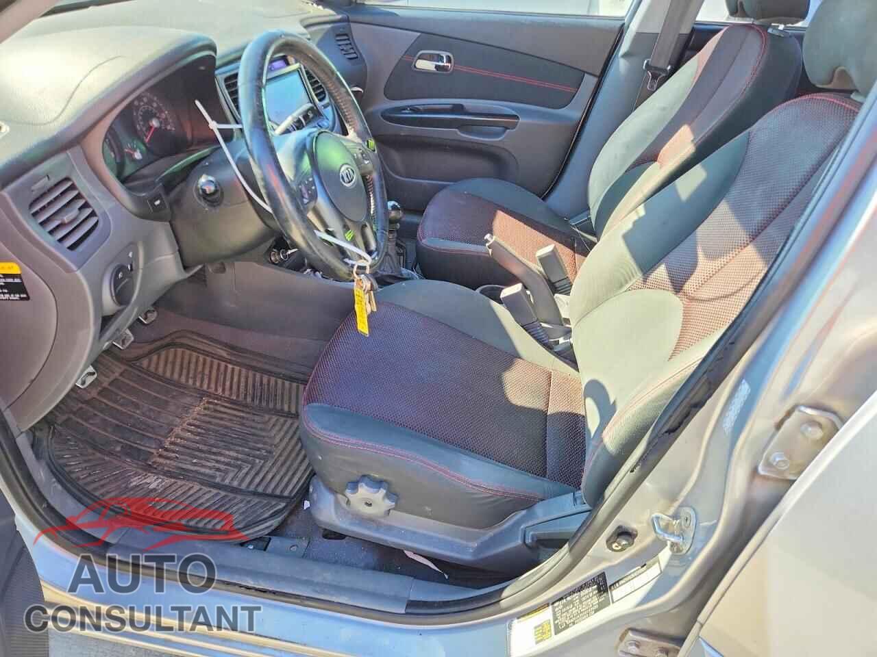 KIA RIO 2010 - KNADH4A36A6593689