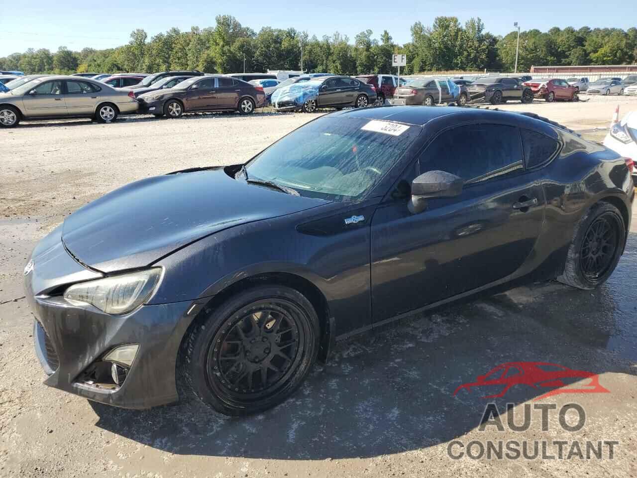 TOYOTA SCION 2013 - JF1ZNAA18D2700676