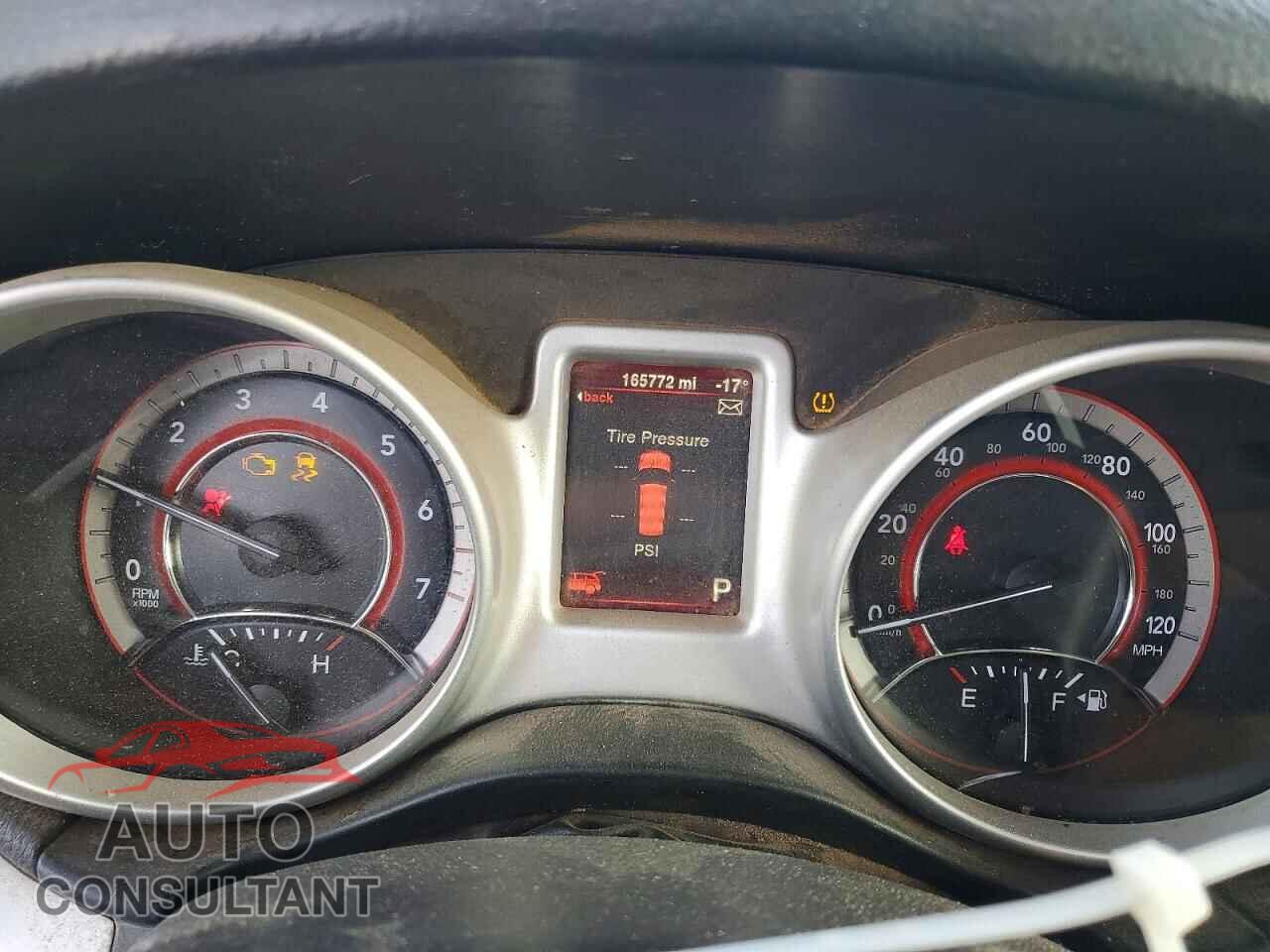 DODGE JOURNEY 2015 - 3C4PDCBGXFT668723