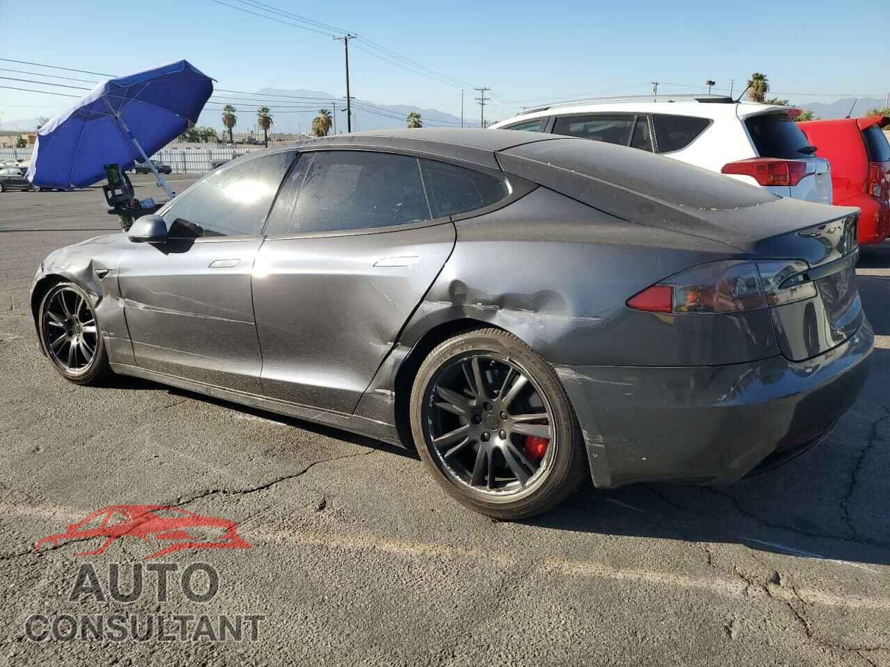 TESLA MODEL S 2017 - 5YJSA1E20HF179420