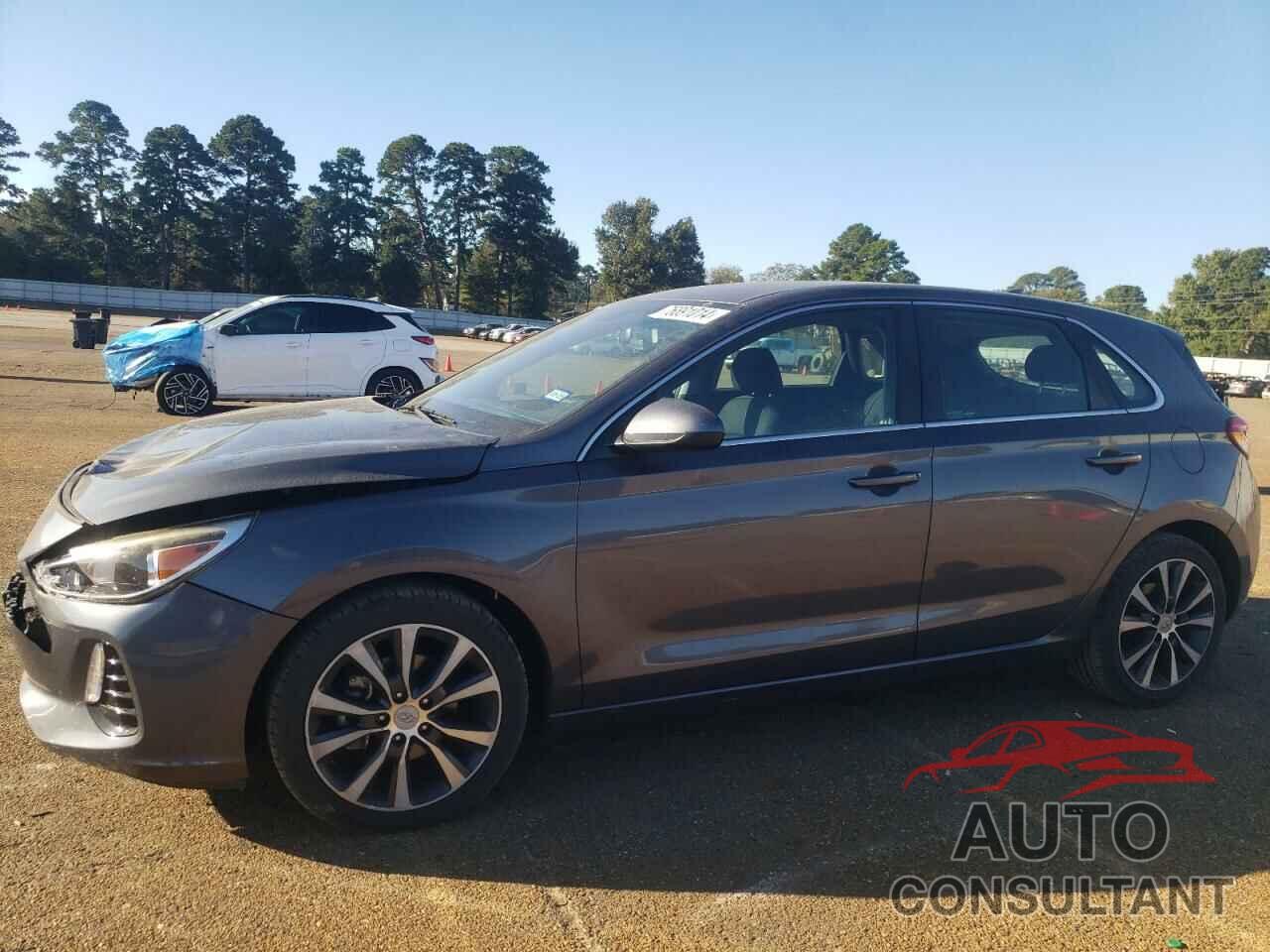 HYUNDAI ELANTRA 2018 - KMHH35LE3JU018772