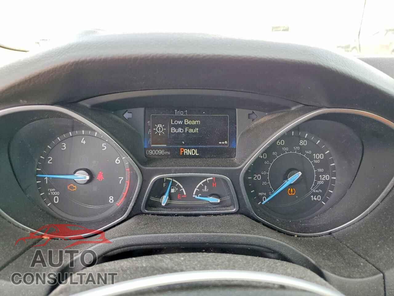 FORD FOCUS 2017 - 1FADP3E26HL305754