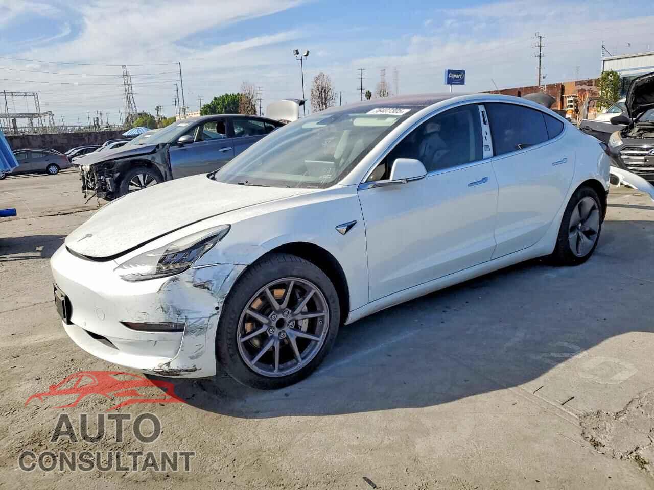 TESLA MODEL 3 2018 - 5YJ3E1EA5JF023329