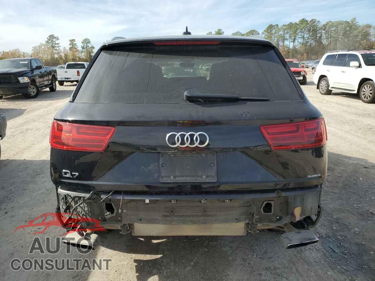 AUDI Q7 2019 - WA1LHAF70KD045896