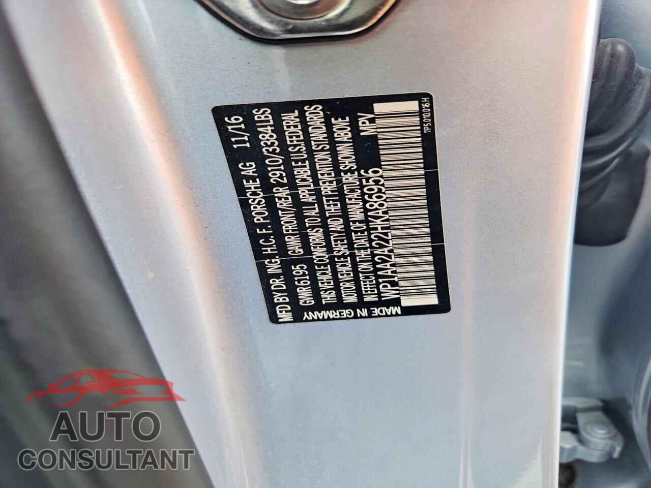 PORSCHE CAYENNE 2017 - WP1AA2A22HKA86956