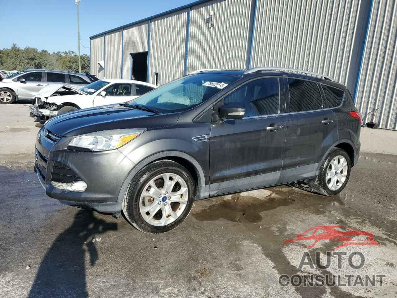FORD ESCAPE 2016 - 1FMCU0J98GUB66943