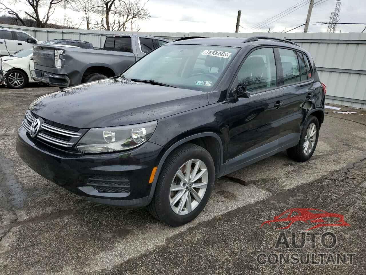 VOLKSWAGEN TIGUAN 2017 - WVGBV7AX1HK053073