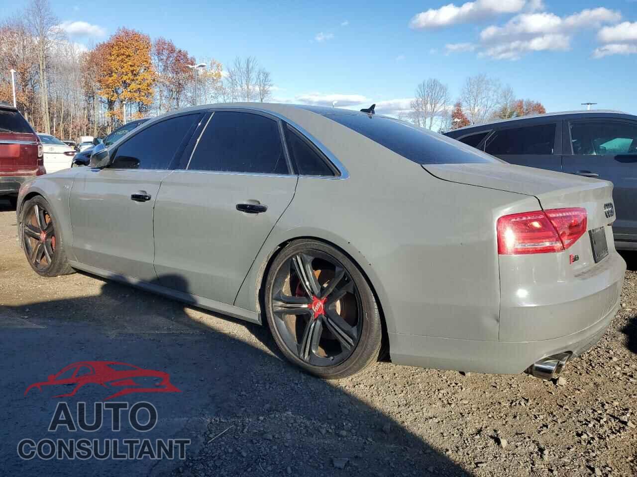 AUDI S8 2013 - WAUD2AFD6DN019900