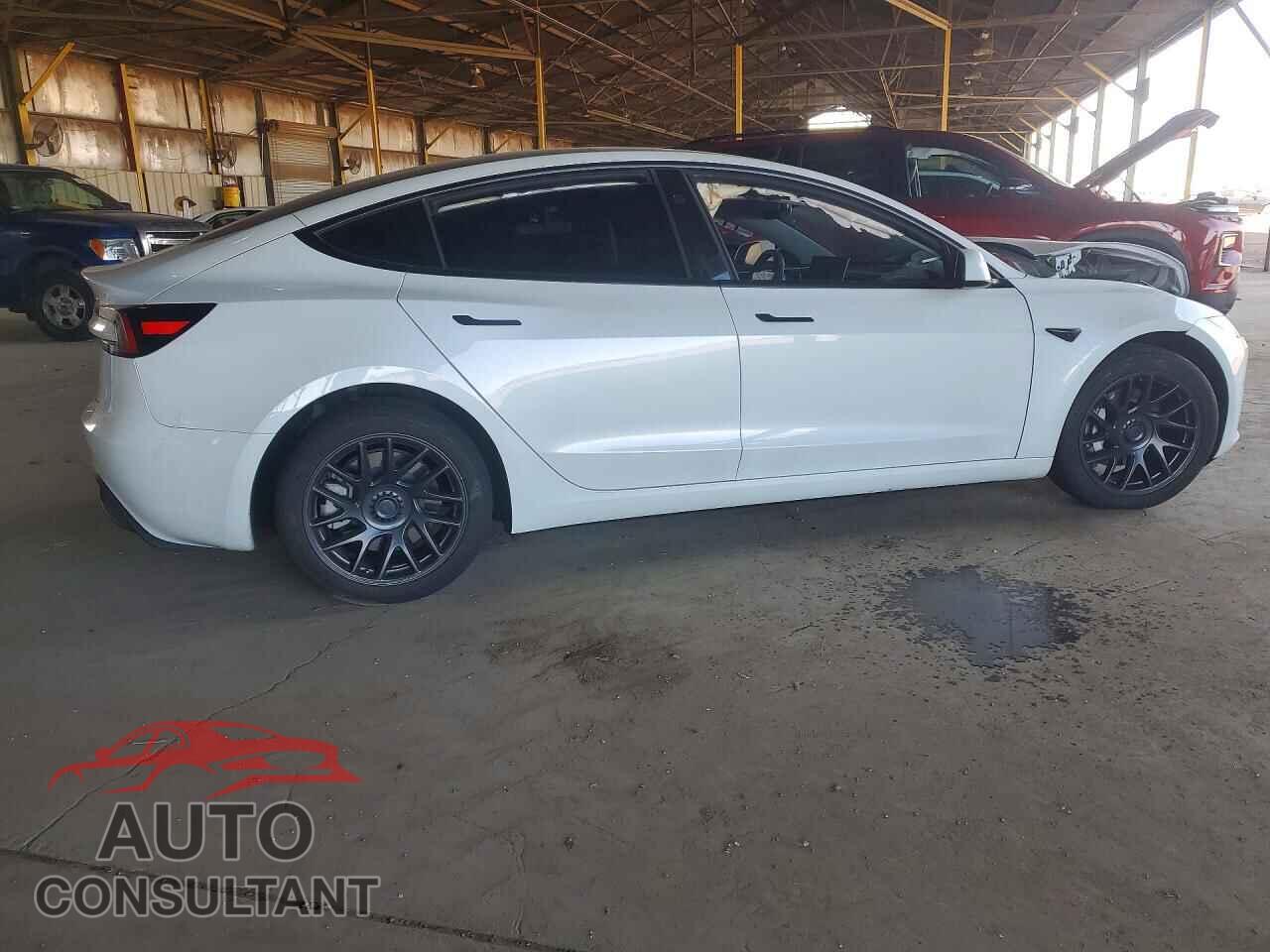 TESLA MODEL 3 2024 - 5YJ3E1EB5RF849599