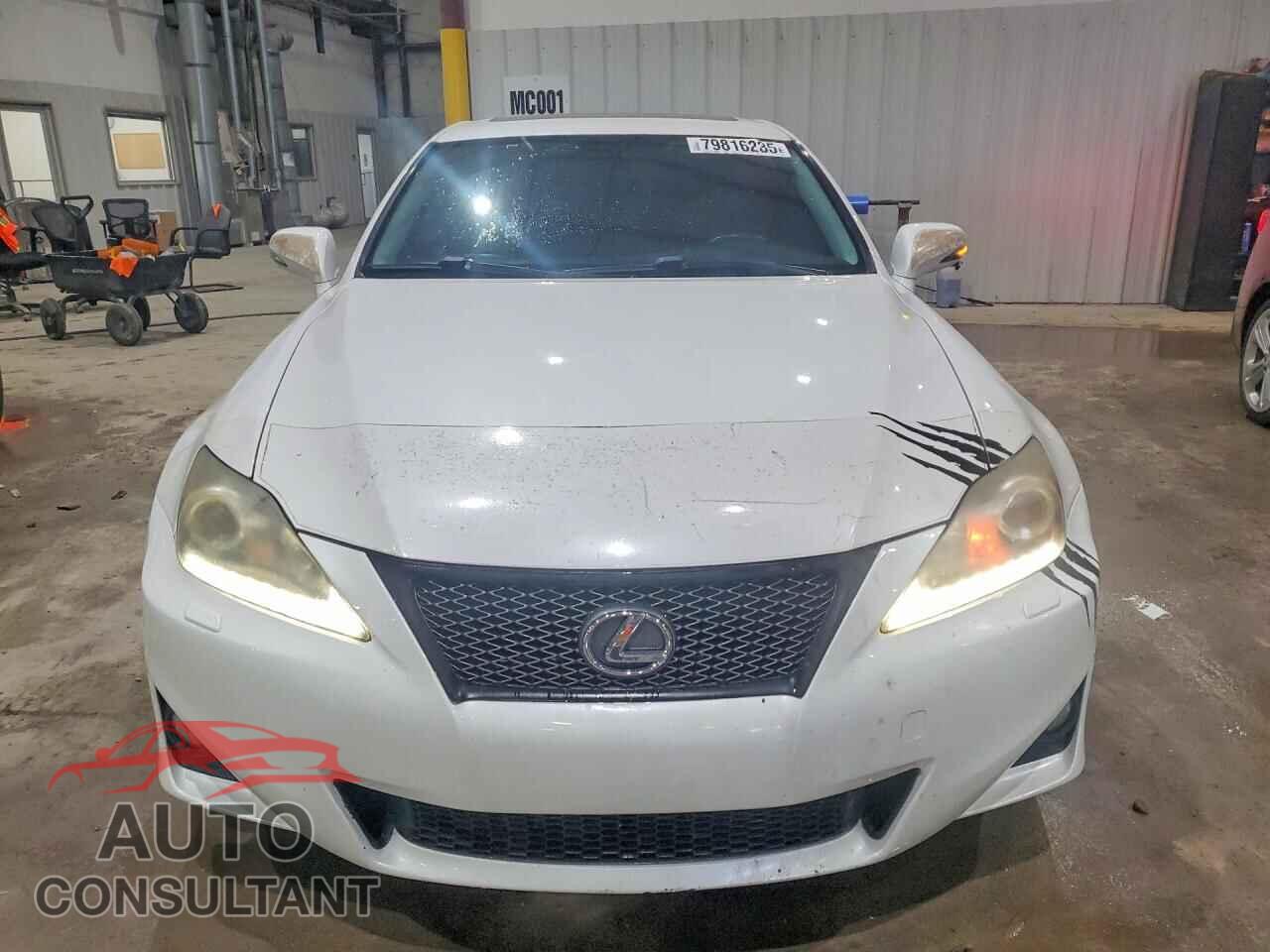 LEXUS IS 2011 - JTHCE5C26B5000906