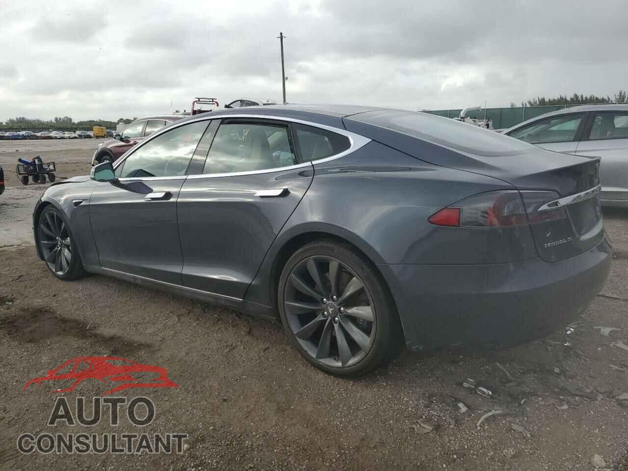 TESLA MODEL S 2017 - 5YJSA1E27HF224272