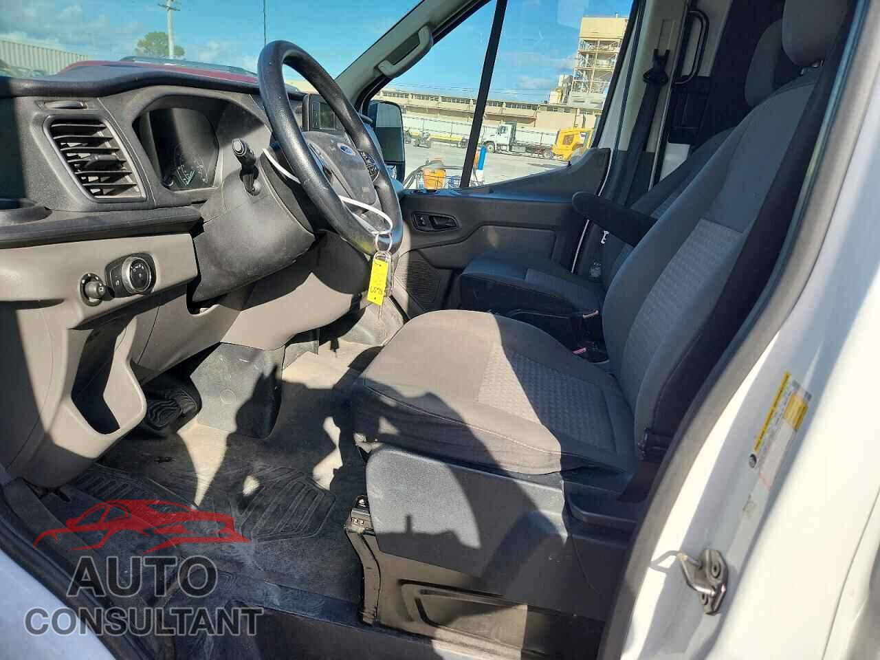 FORD TRANSIT 2020 - 1FTBR1C80LKA51173