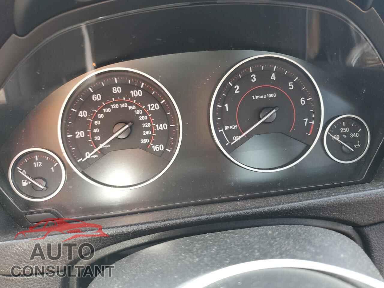 BMW 3 SERIES 2016 - WBA8E3G57GNU38435