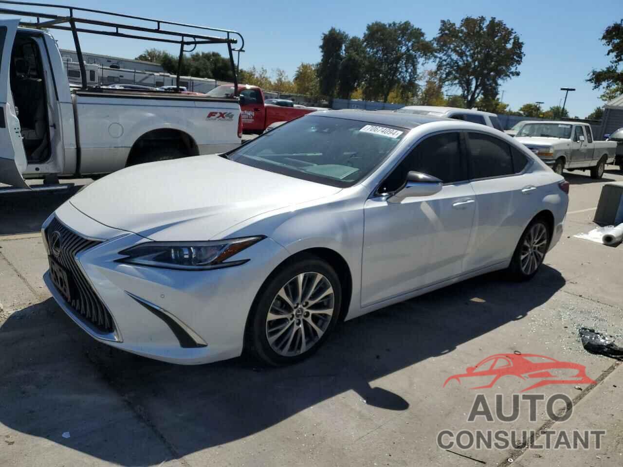 LEXUS ES350 2019 - 58ABZ1B1XKU024770