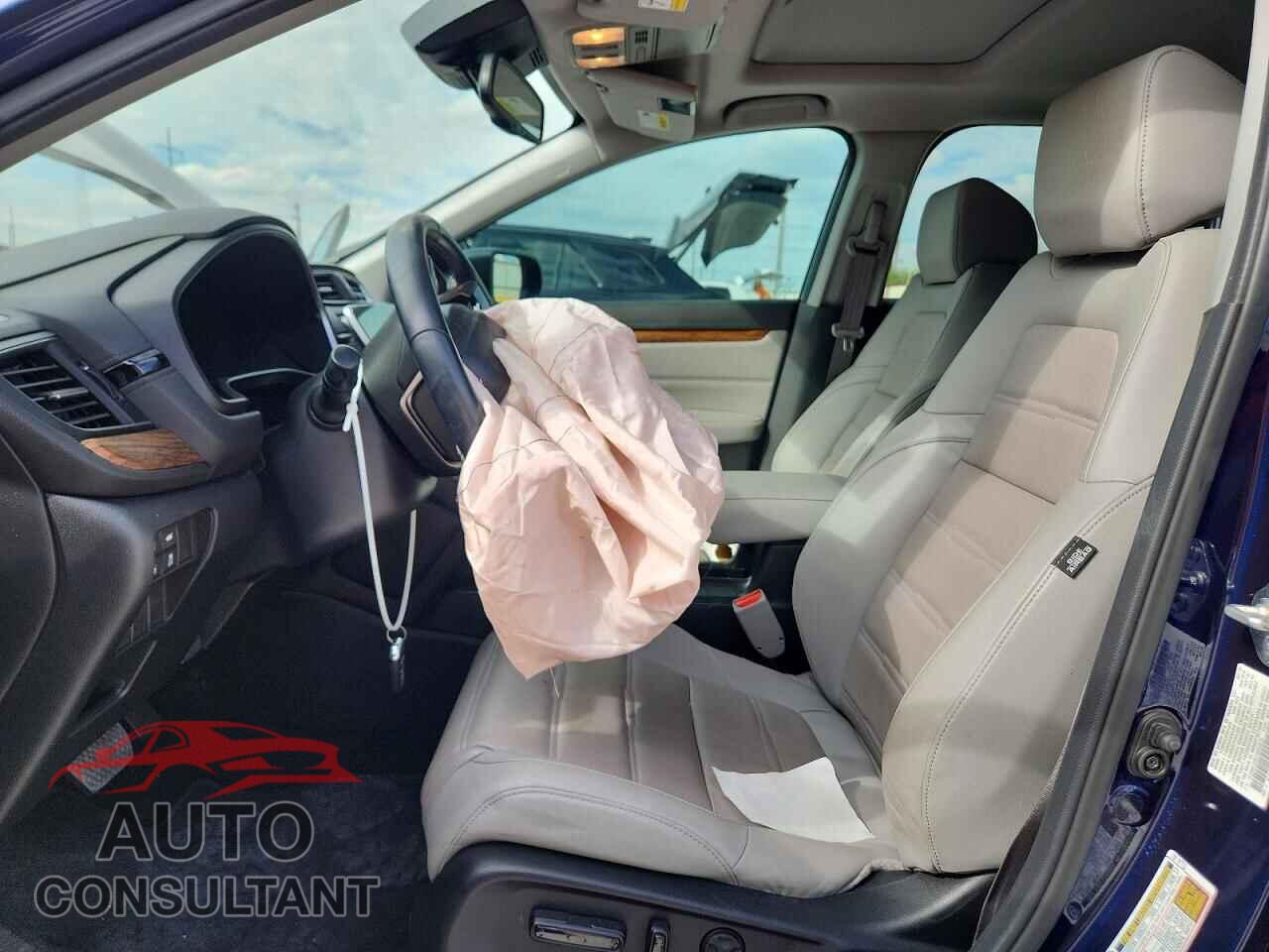 HONDA CRV 2018 - 7FARW1H87JE022672