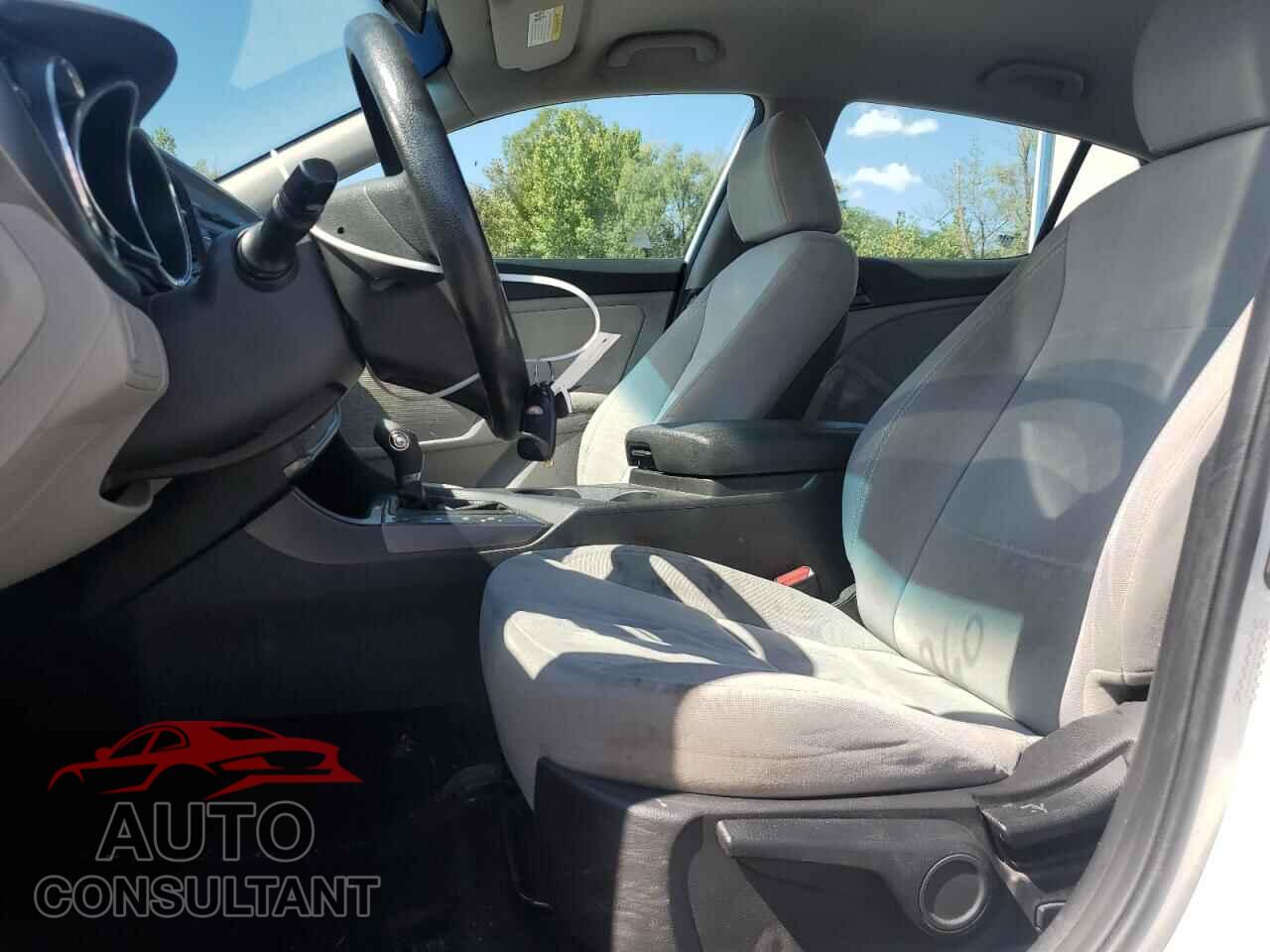KIA OPTIMA 2012 - KNAGM4A7XC5282061