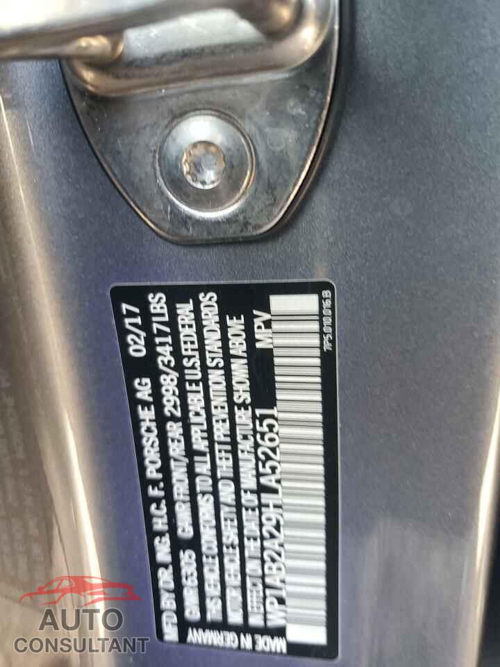 PORSCHE CAYENNE 2017 - WP1AB2A29HLA52651