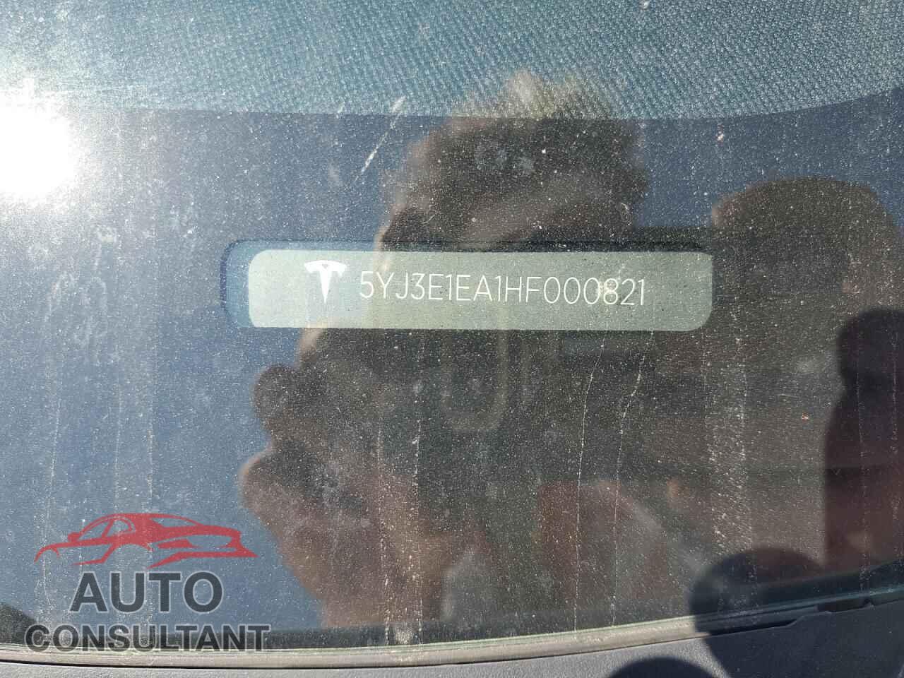 TESLA MODEL 3 2017 - 5YJ3E1EA1HF000821
