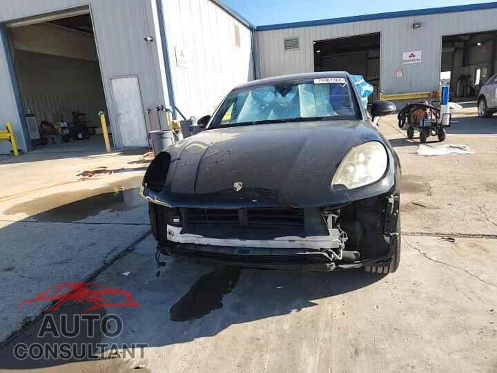 PORSCHE MACAN 2018 - WP1AA2A56JLB13263
