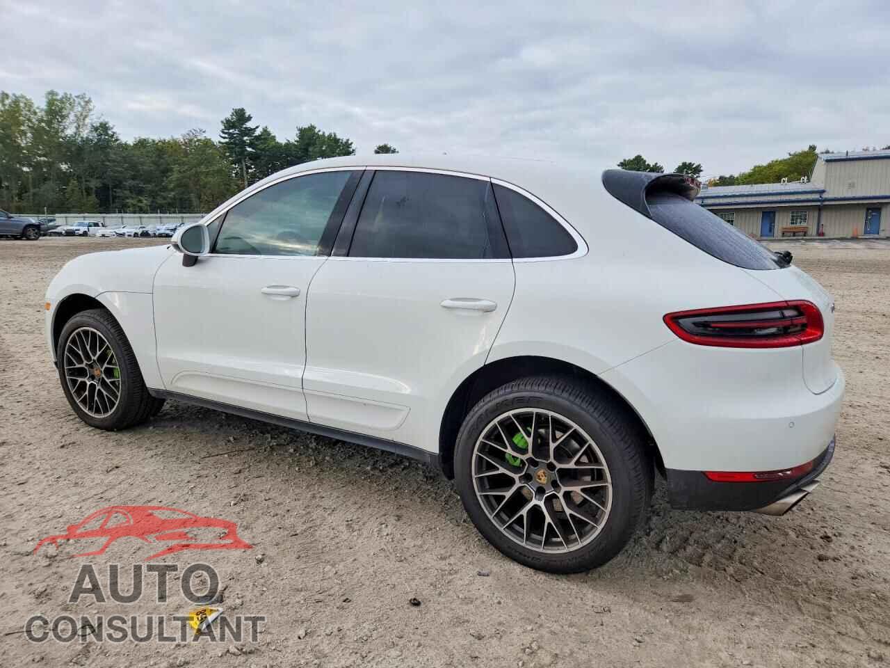 PORSCHE MACAN 2015 - WP1AB2A59FLB67645