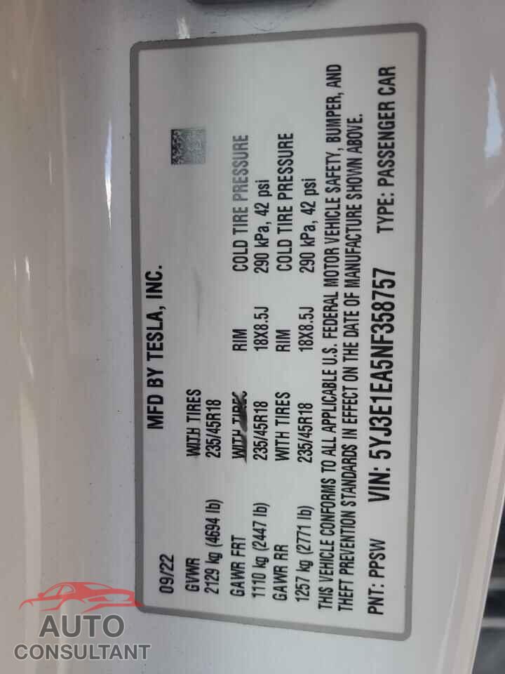 TESLA MODEL 3 2022 - 5YJ3E1EA5NF358757