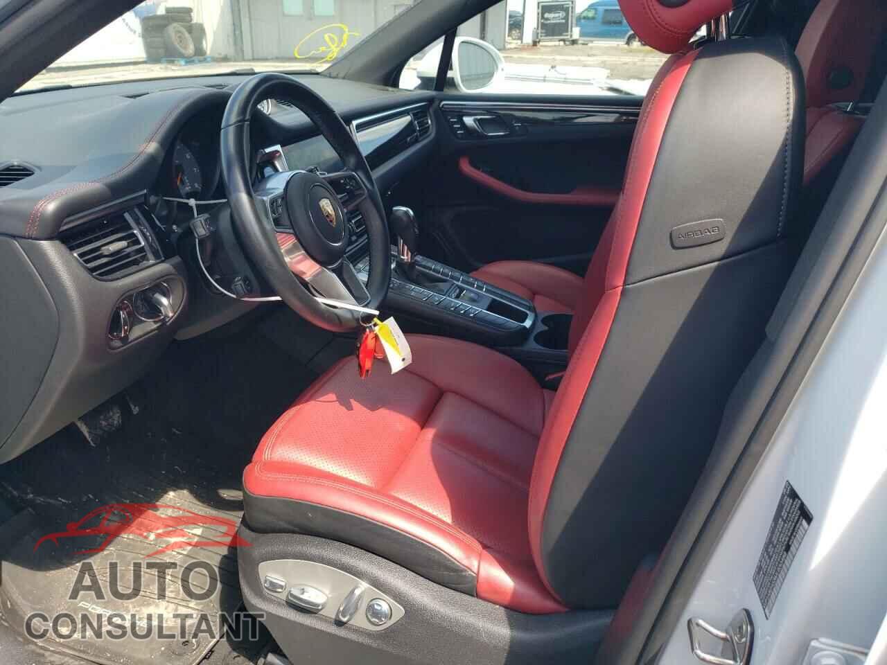PORSCHE MACAN 2021 - WP1AB2A53MLB30488