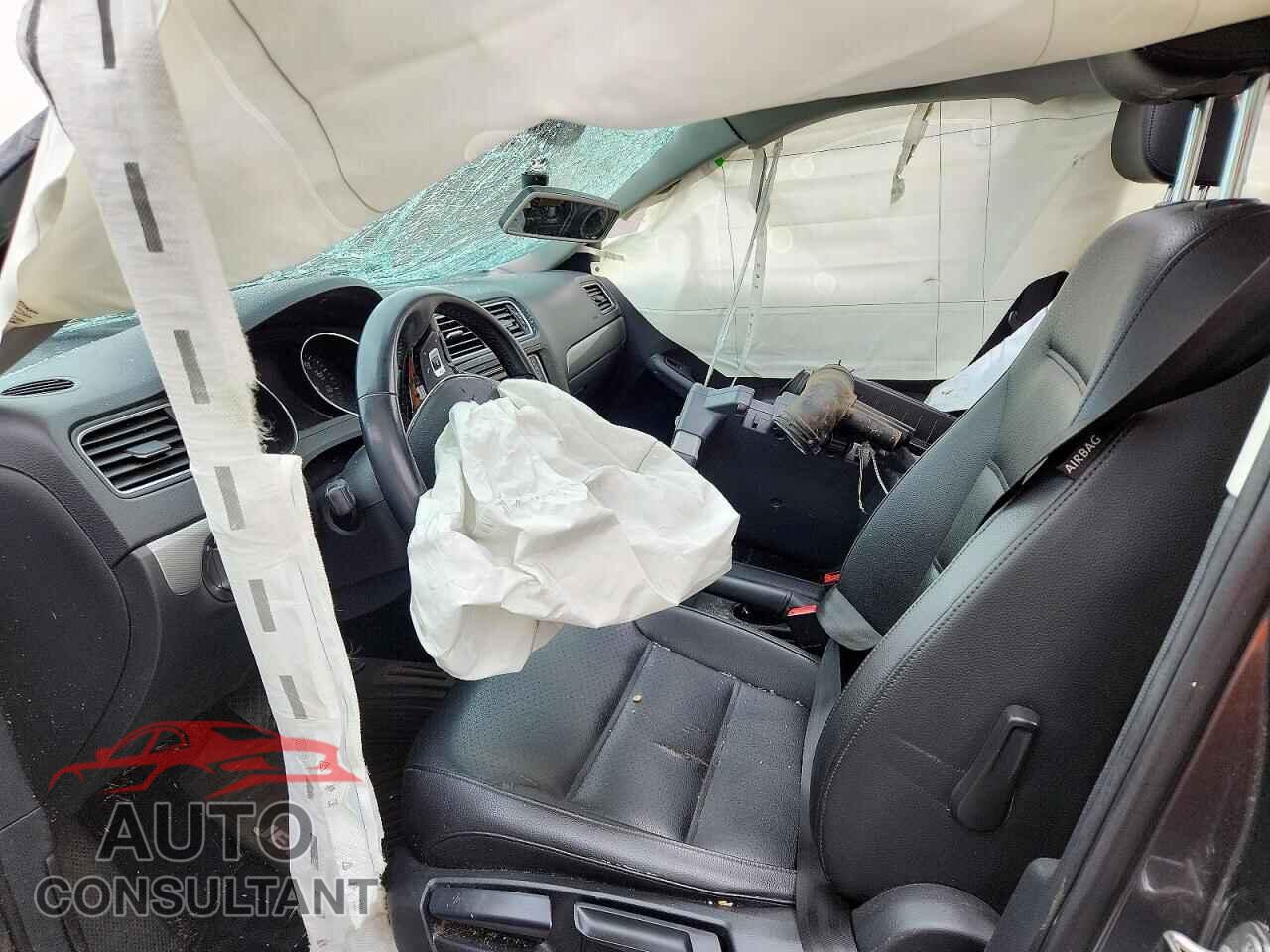 VOLKSWAGEN JETTA 2017 - 3VWDB7AJ5HM309495