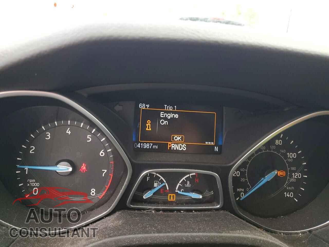 FORD FOCUS 2017 - 1FADP3M26HL266732