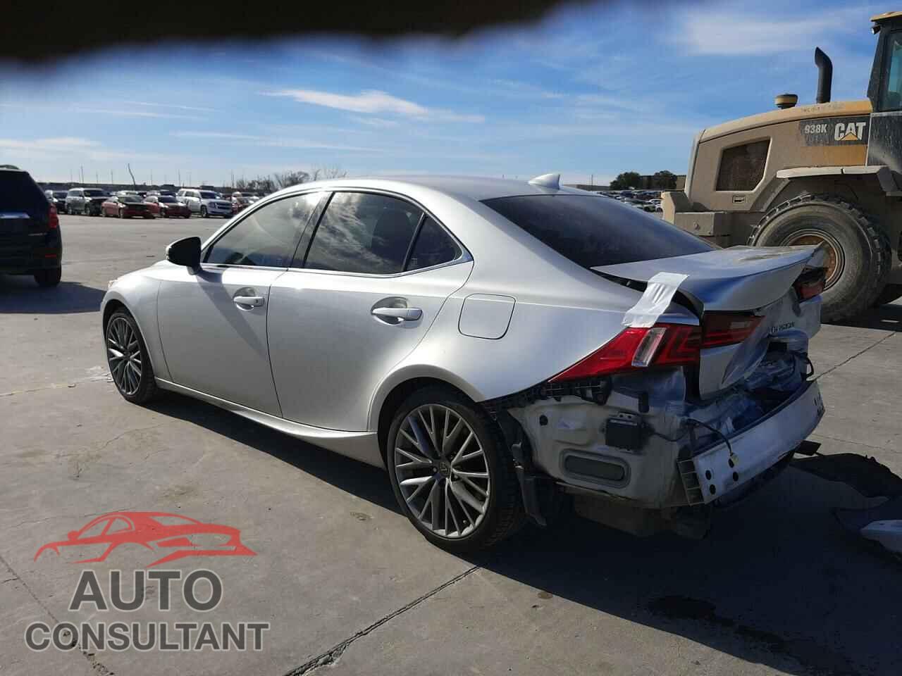 LEXUS IS 2016 - JTHBA1D21G5003329