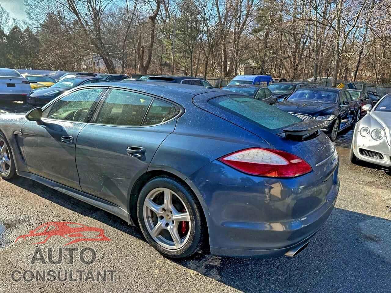 PORSCHE PANAMERA 2013 - WP0AA2A77DL010215